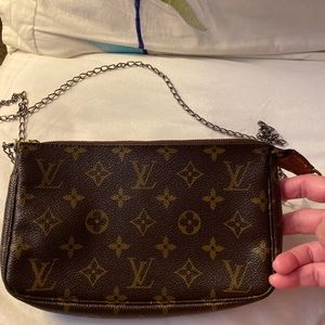 Louis Vuitton vintage Pochette
